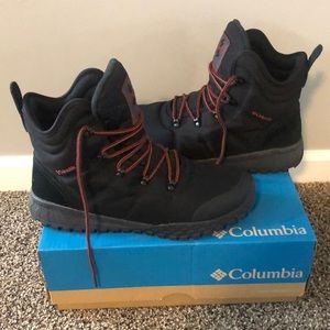 Columbia Fairbanks Omni-heat waterproof boots